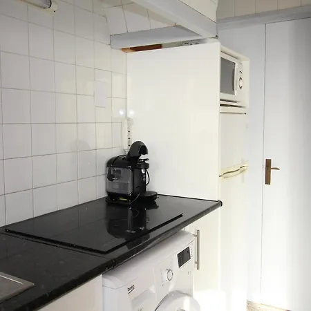 2112 Hort De Mar A 306, Vista Inmejorable, En 1ª Linea De Mar Y Frente A La Playa Mas Espaciosa De Roses. Edificio Tranquilo. Parking. - Es-258-37 Apartment *