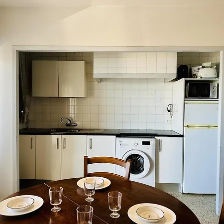 2112 Hort De Mar A 306, Vista Inmejorable, En 1ª Linea De Mar Y Frente A La Playa Mas Espaciosa De Roses. Edificio Tranquilo. Parking. - Es-258-37 Roses