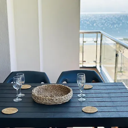 2112 Hort De Mar A 306, Vista Inmejorable, En 1ª Linea De Mar Y Frente A La Playa Mas Espaciosa De Roses. Edificio Tranquilo. Parking. - Es-258-37 Roses