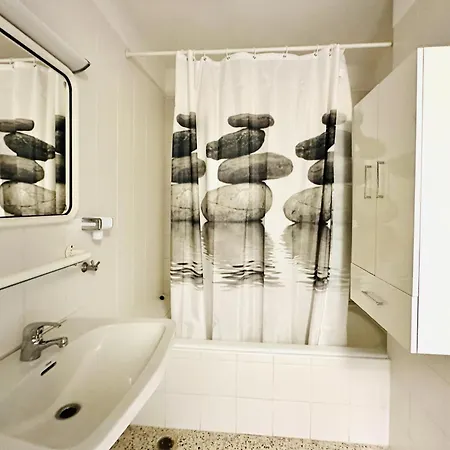 Apartment 2112 Hort De Mar A 306, Vista Inmejorable, En 1ª Linea De Mar Y Frente A La Playa Mas Espaciosa De Roses. Edificio Tranquilo. Parking. - Es-258-37 Roses
