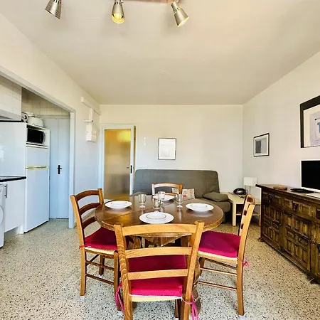 Apartment 2112 Hort De Mar A 306, Vista Inmejorable, En 1ª Linea De Mar Y Frente A La Playa Mas Espaciosa De Roses. Edificio Tranquilo. Parking. - Es-258-37 *